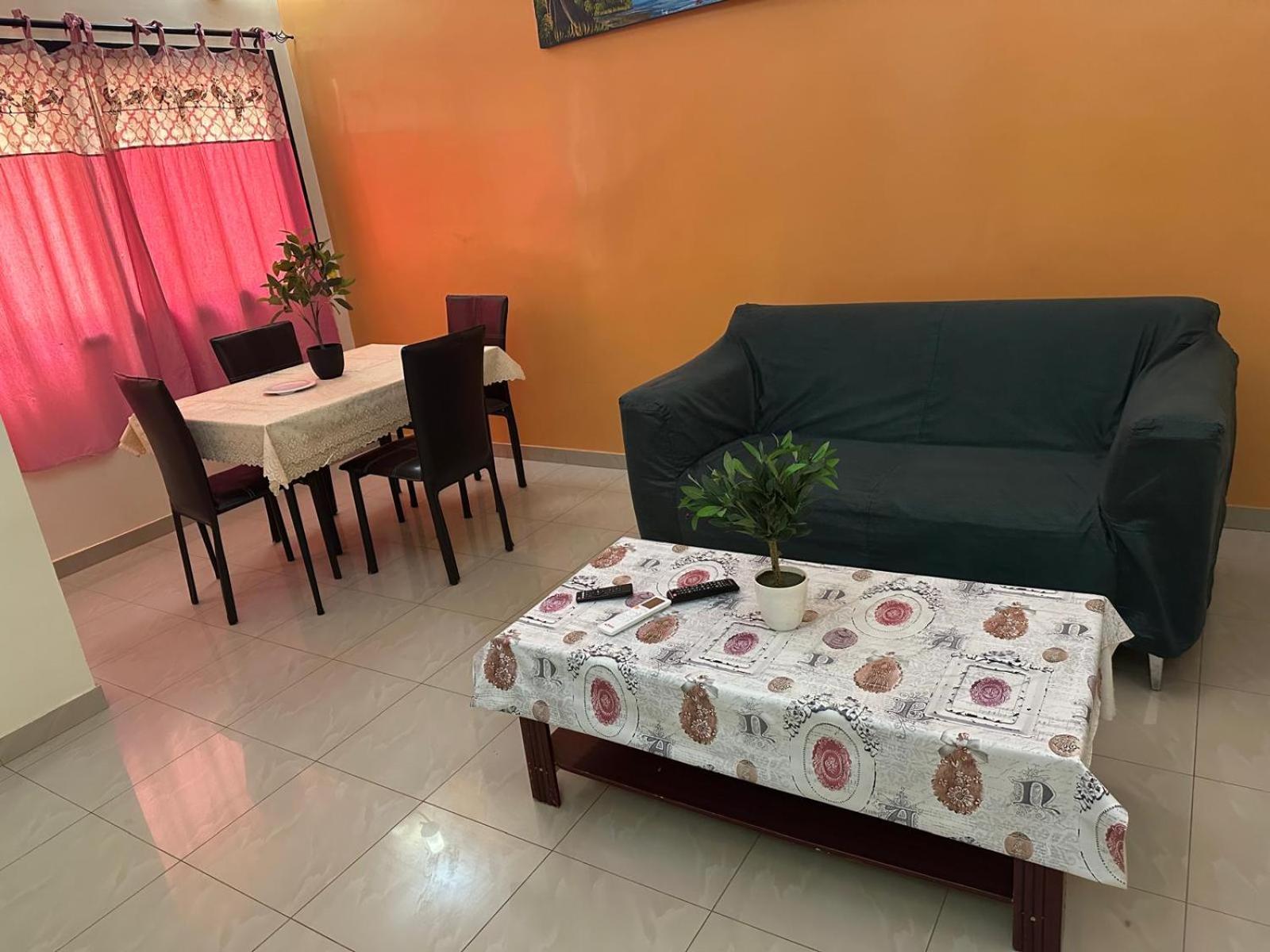 Spacieux Chez Keur Matou - F2 * Dakar